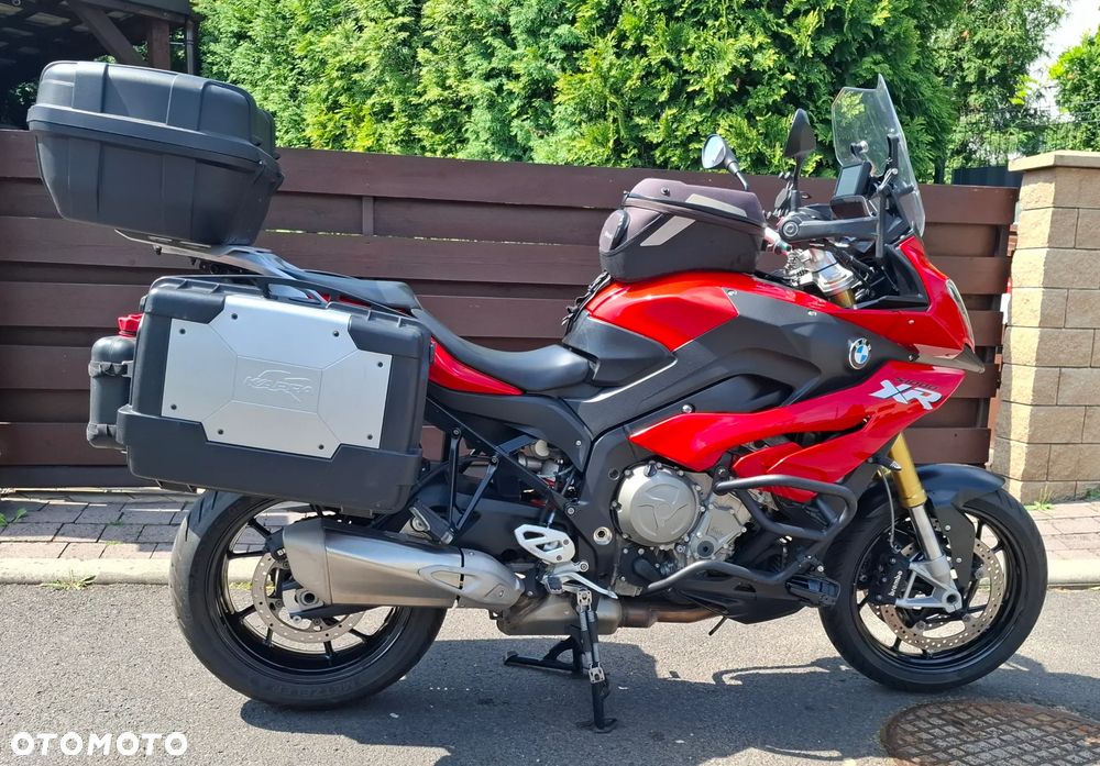 BMW XR - 1