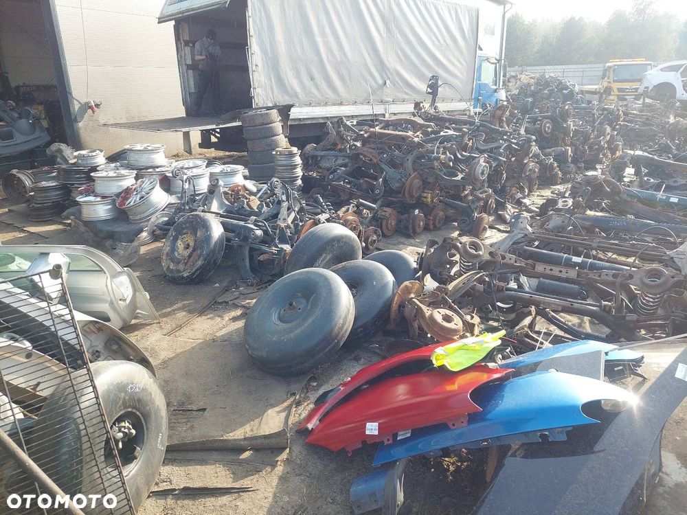 KOMPLETNY PRZÓD MASKA ZDERZAK BŁOTNIKI LAMPA GRILL PARTNER I LIFT KJFB - 25