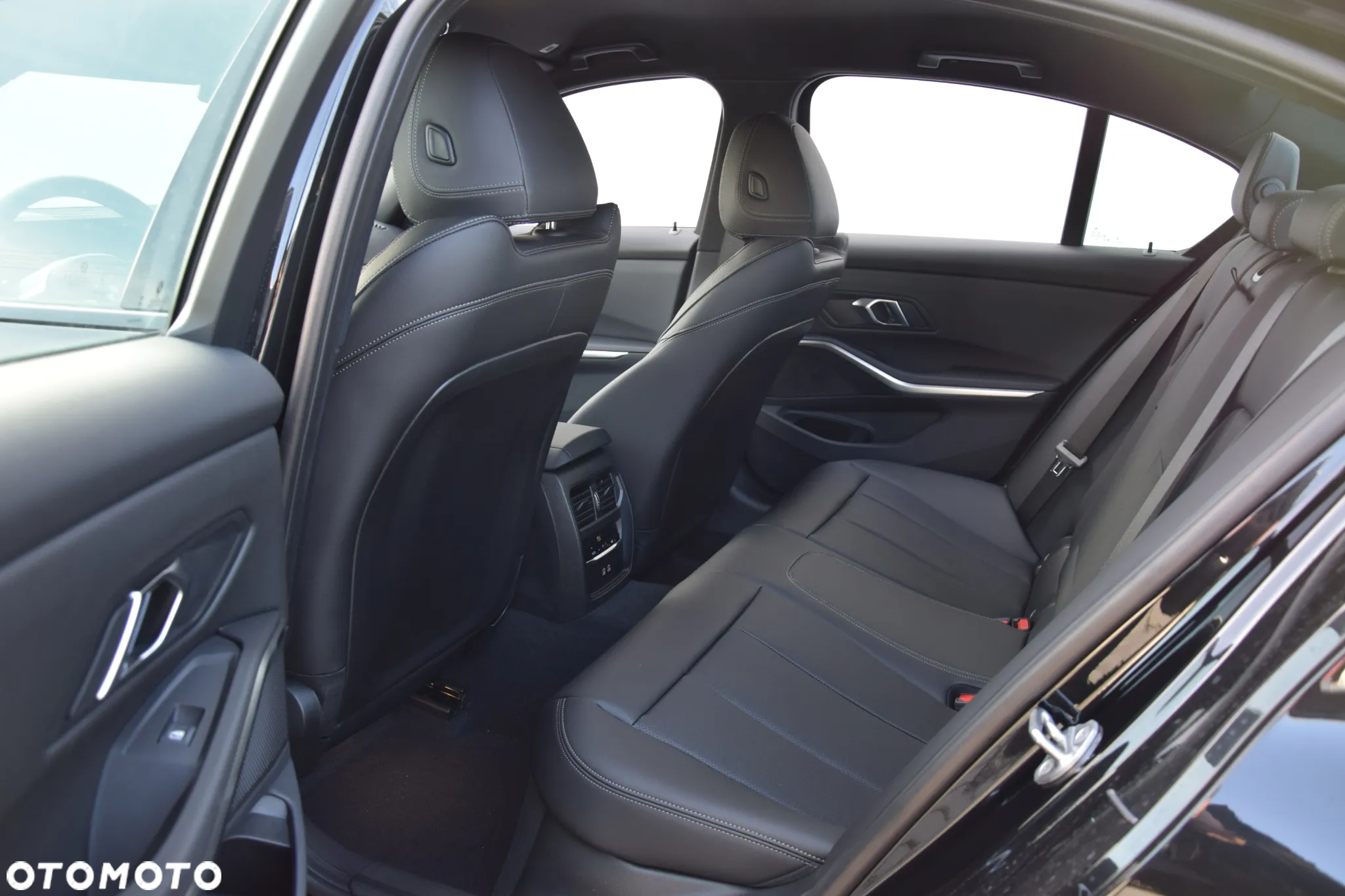 BMW Seria 3 320i M Sport - 18