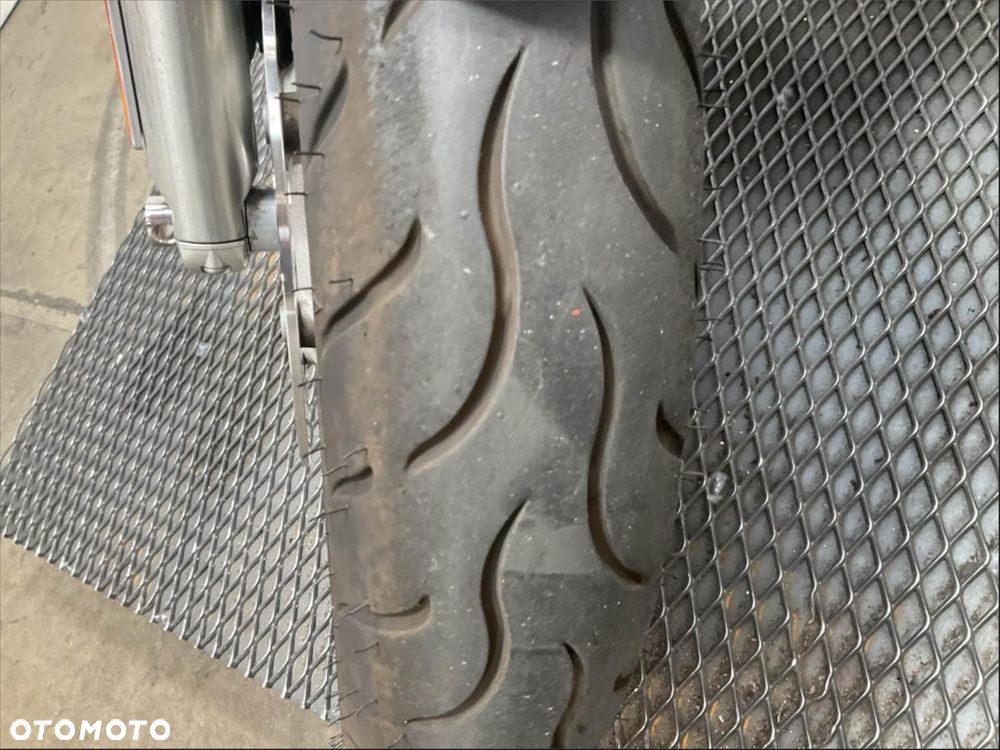 Harley-Davidson Softail V-Rod - 13