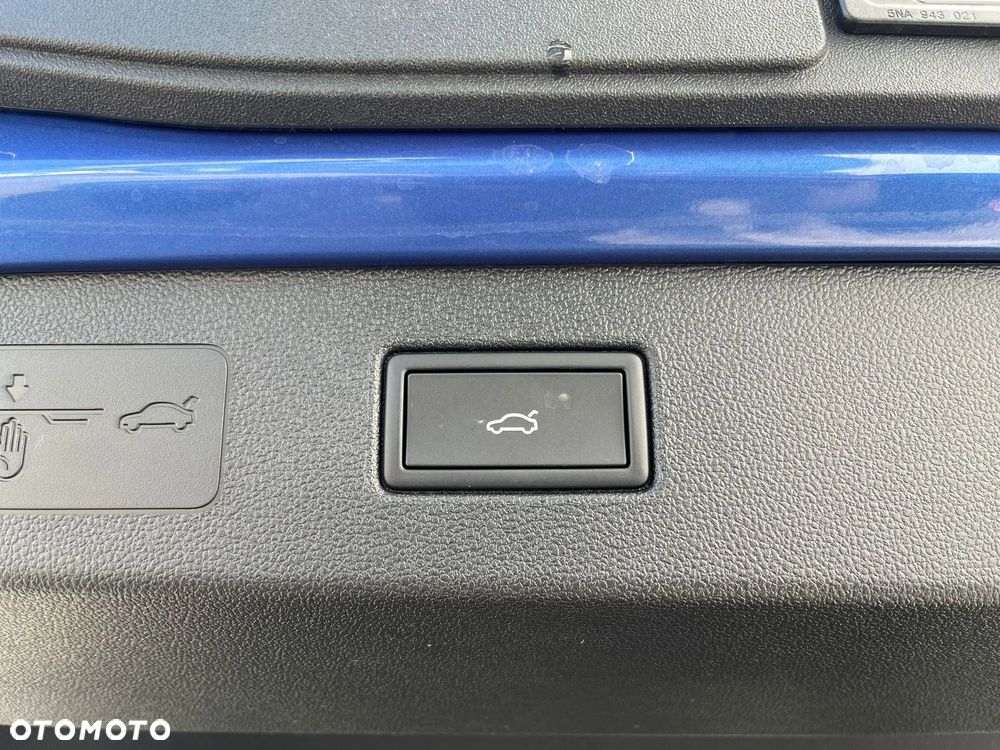 Volkswagen T-Roc 1.5 eTSI OPF DSG R-Line - 20