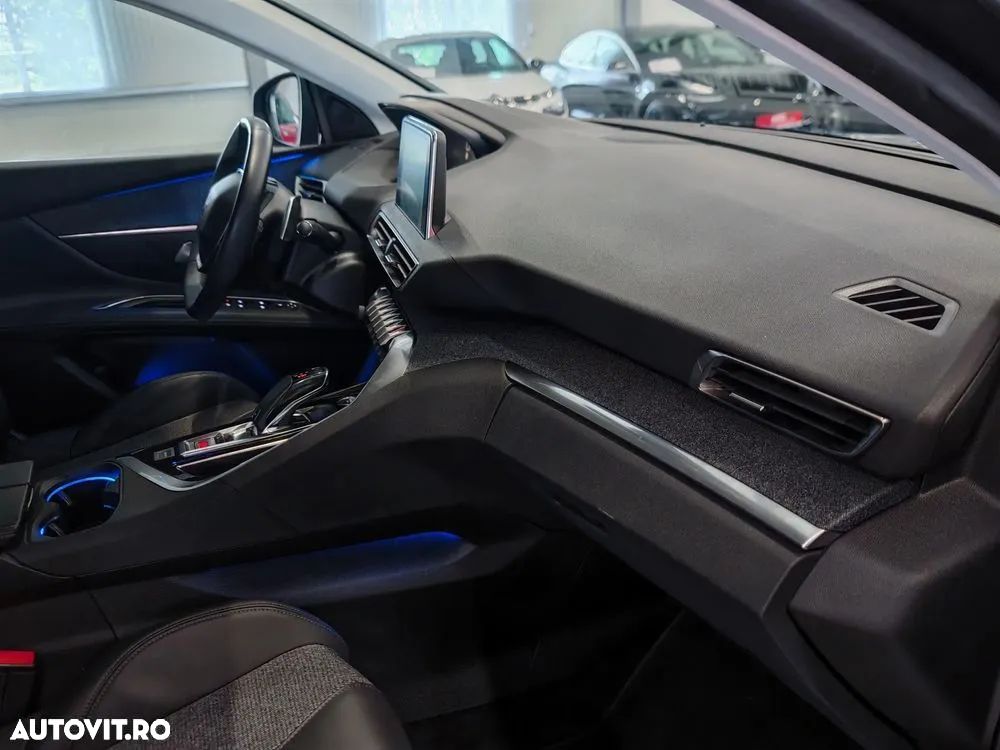 Peugeot 3008 PureTech 130 Stop & Start EAT6 Allure - 10
