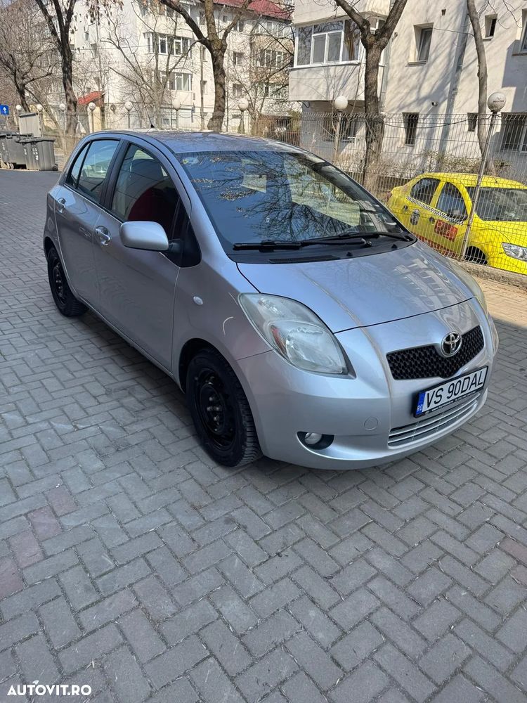 Toyota Yaris 1.3 Sol - 10