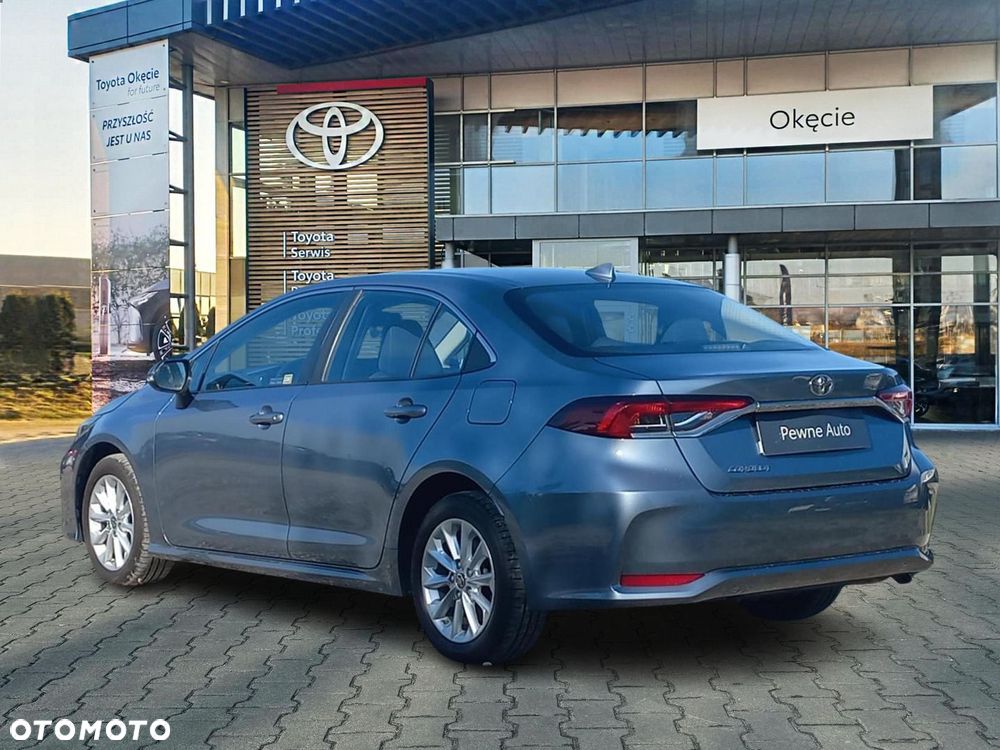 Toyota Corolla - 4