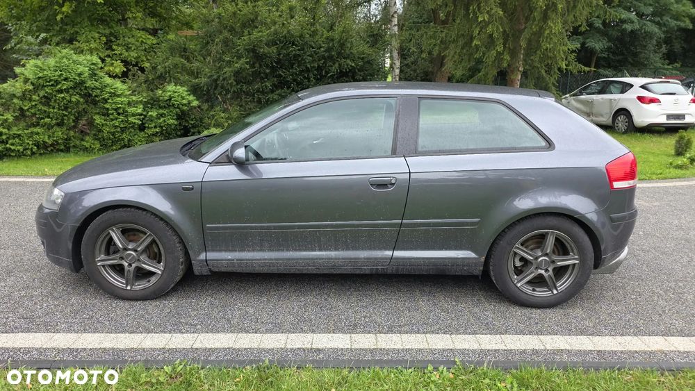 Audi A3 3-drzwiowe 1.6 S Line Sportpaket plus - 4