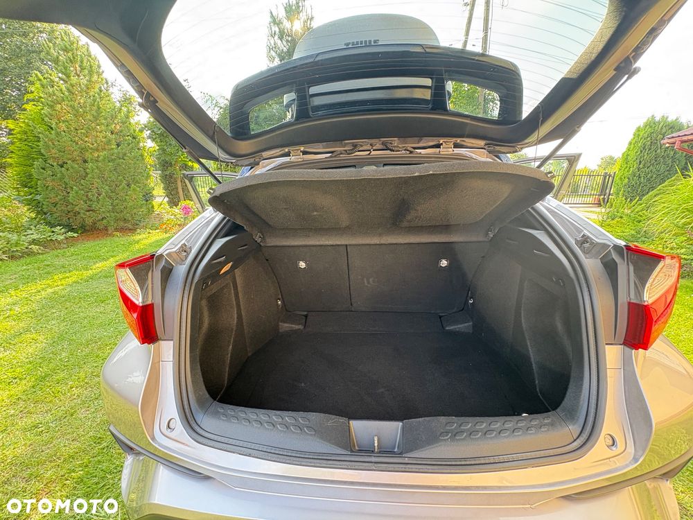 Toyota C-HR 1.2 T Dynamic - 11