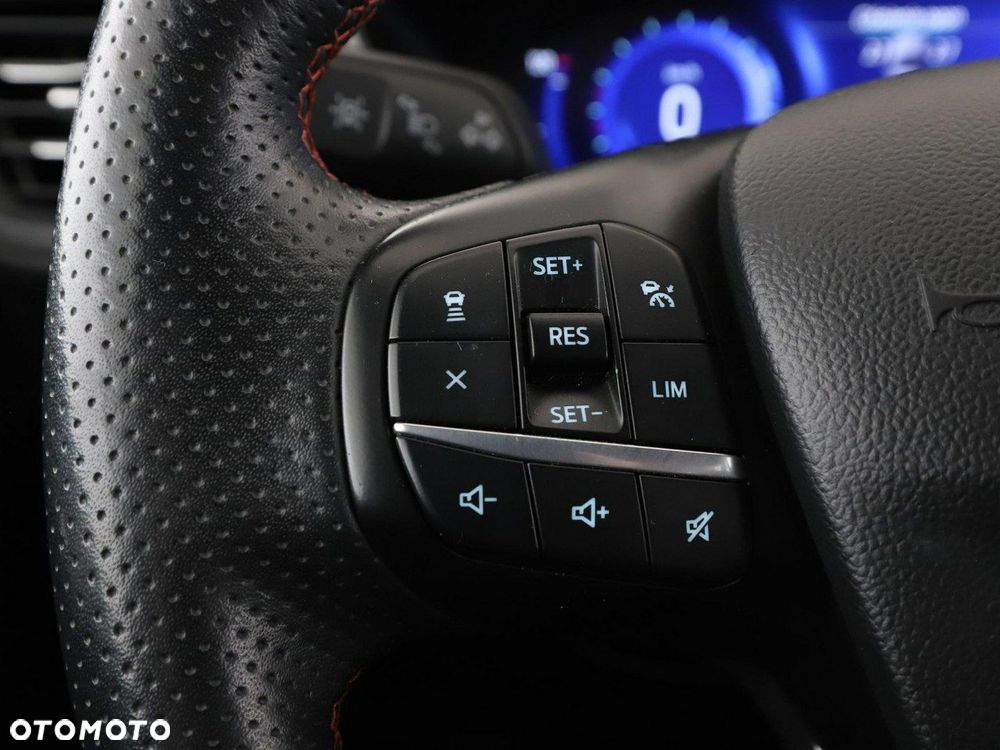 Ford Kuga 2.0 TDCi FWD ST-Line - 35