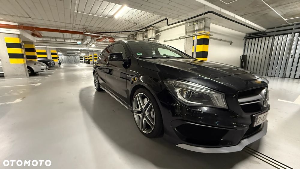Mercedes-Benz CLA AMG 45 4Matic 7G-DCT - 4