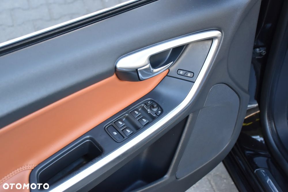 Volvo S60 D3 Summum - 21