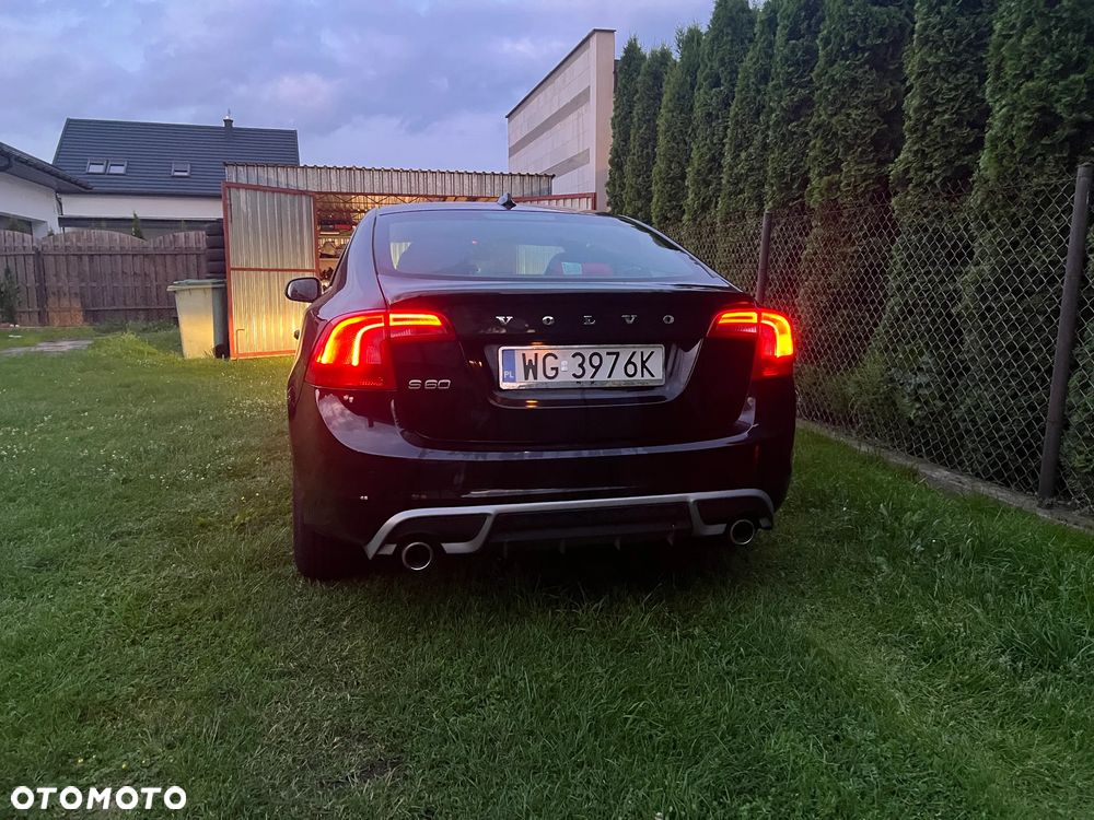 Volvo S60 D5 Geartronic RDesign - 3