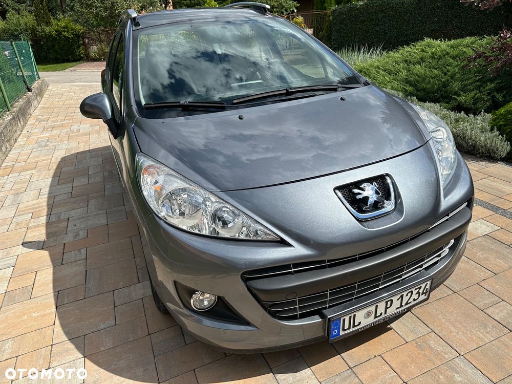 Peugeot 207 120 Automatik Premium - 1
