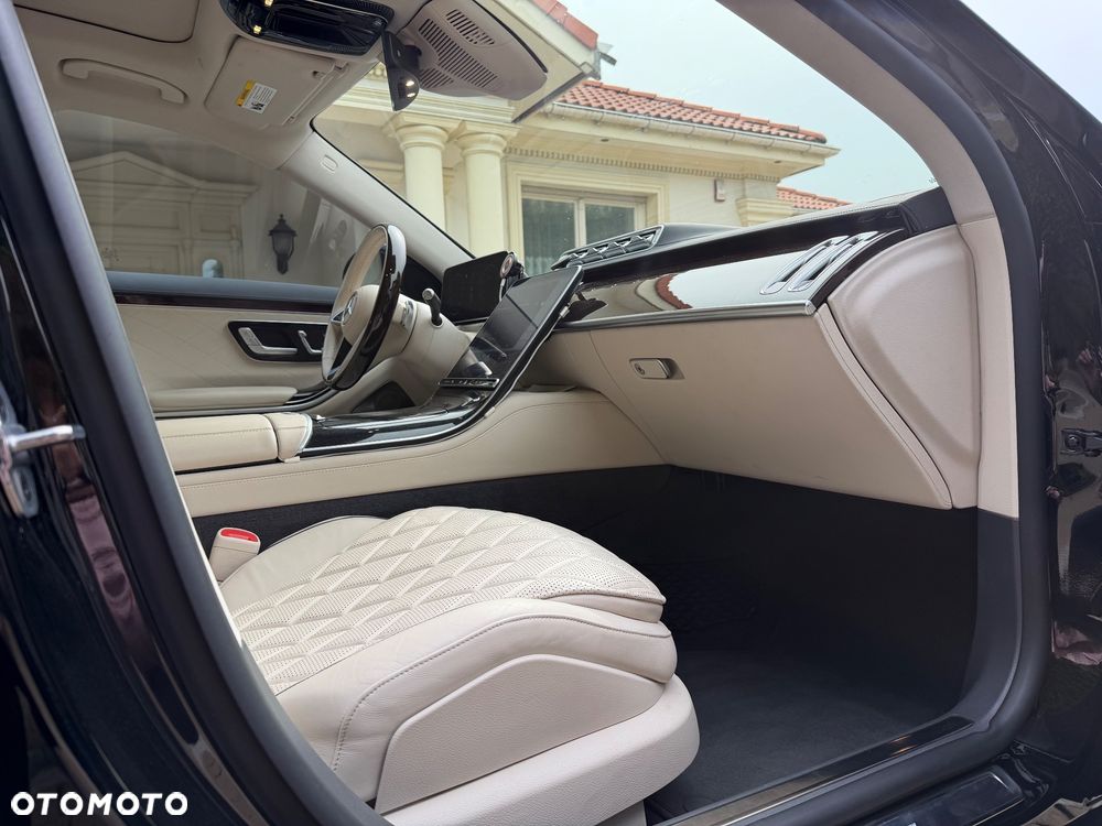 Mercedes-Benz Klasa S 580 4Matic L 9G-TRONIC - 14