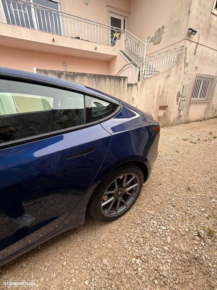 Tesla Model 3 Long Range Tração Integral - 17
