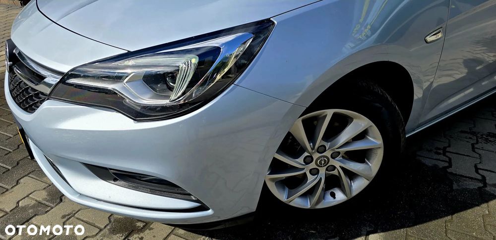 Opel Astra 1.4 Turbo Start/Stop Dynamic - 4