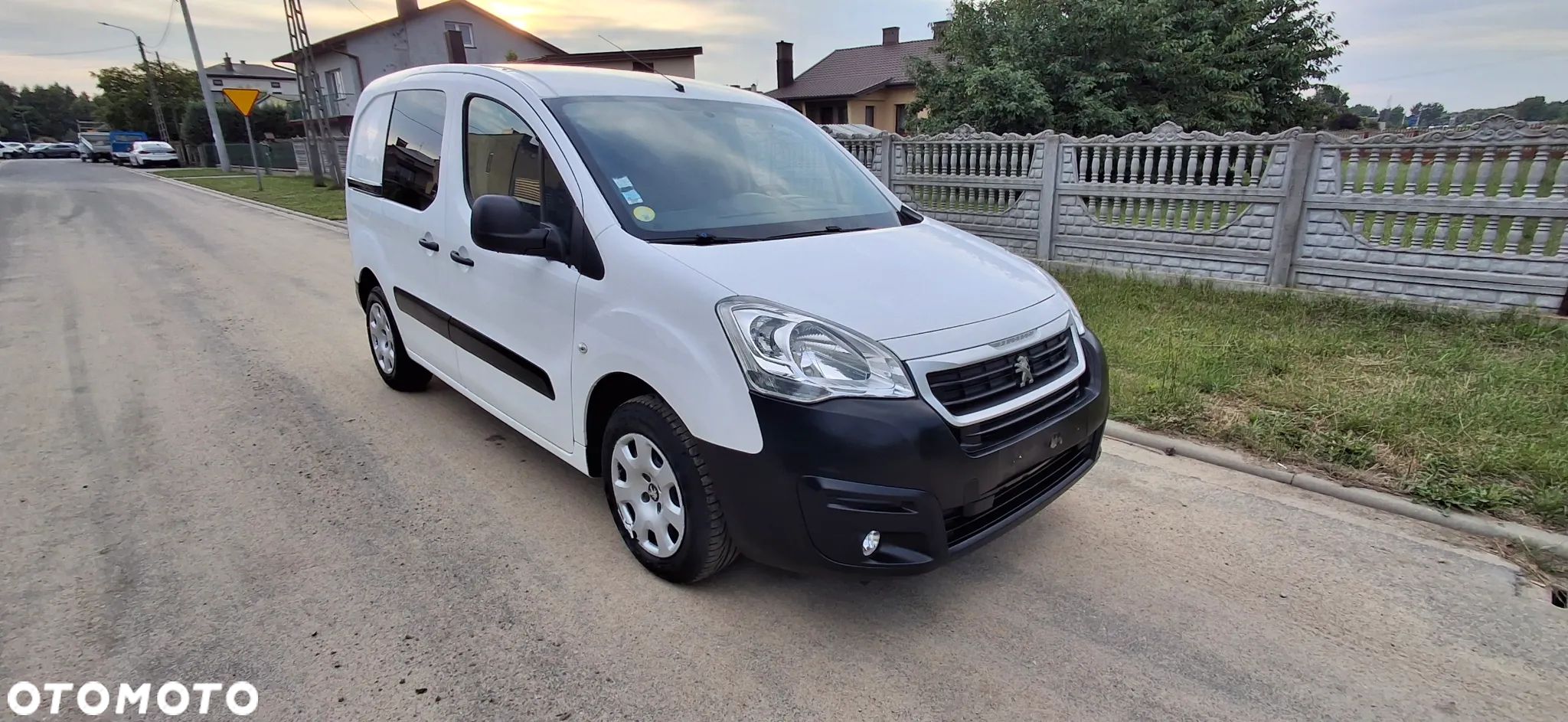 Peugeot Partner - 1