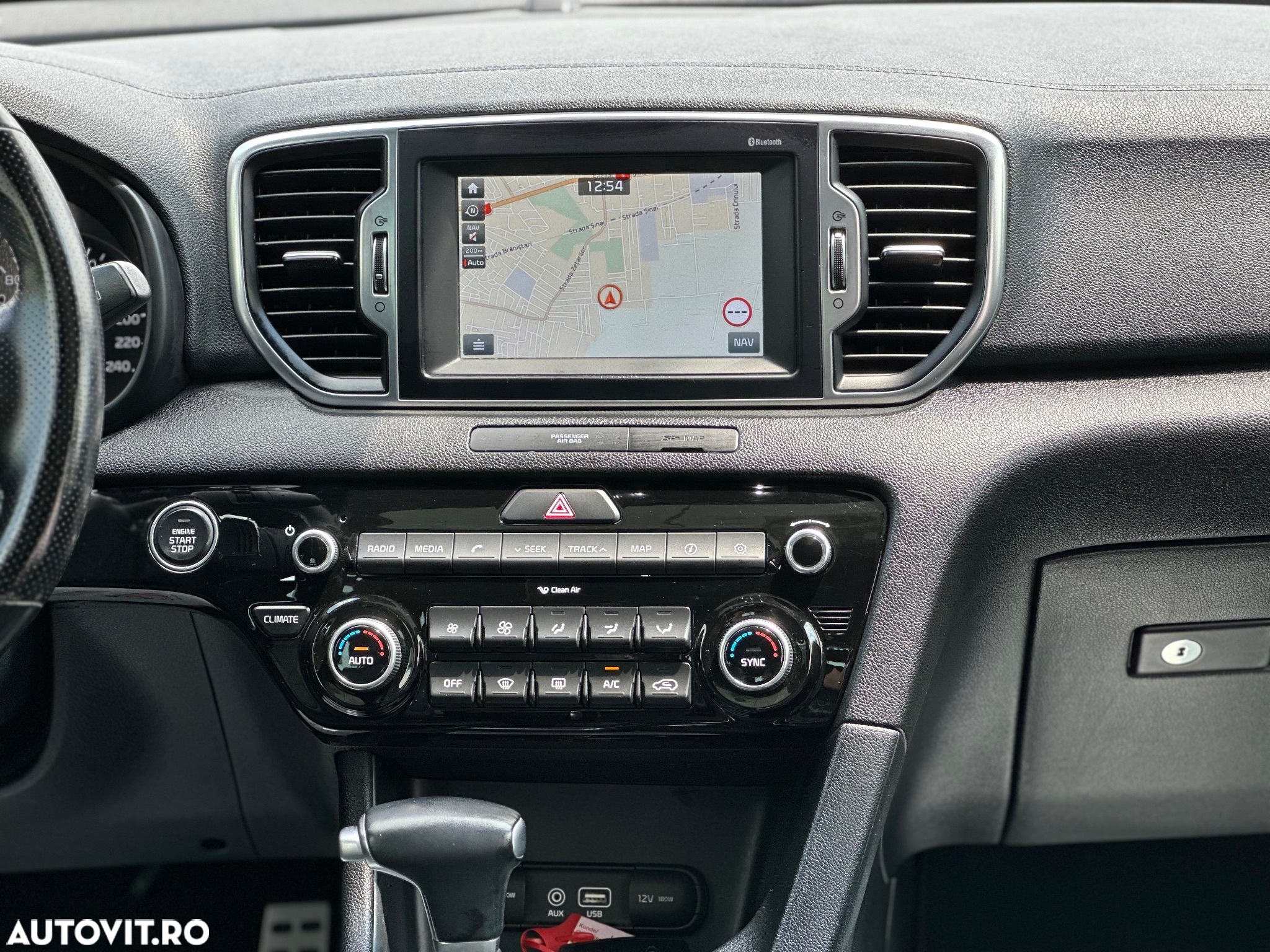 Kia Sportage - 11