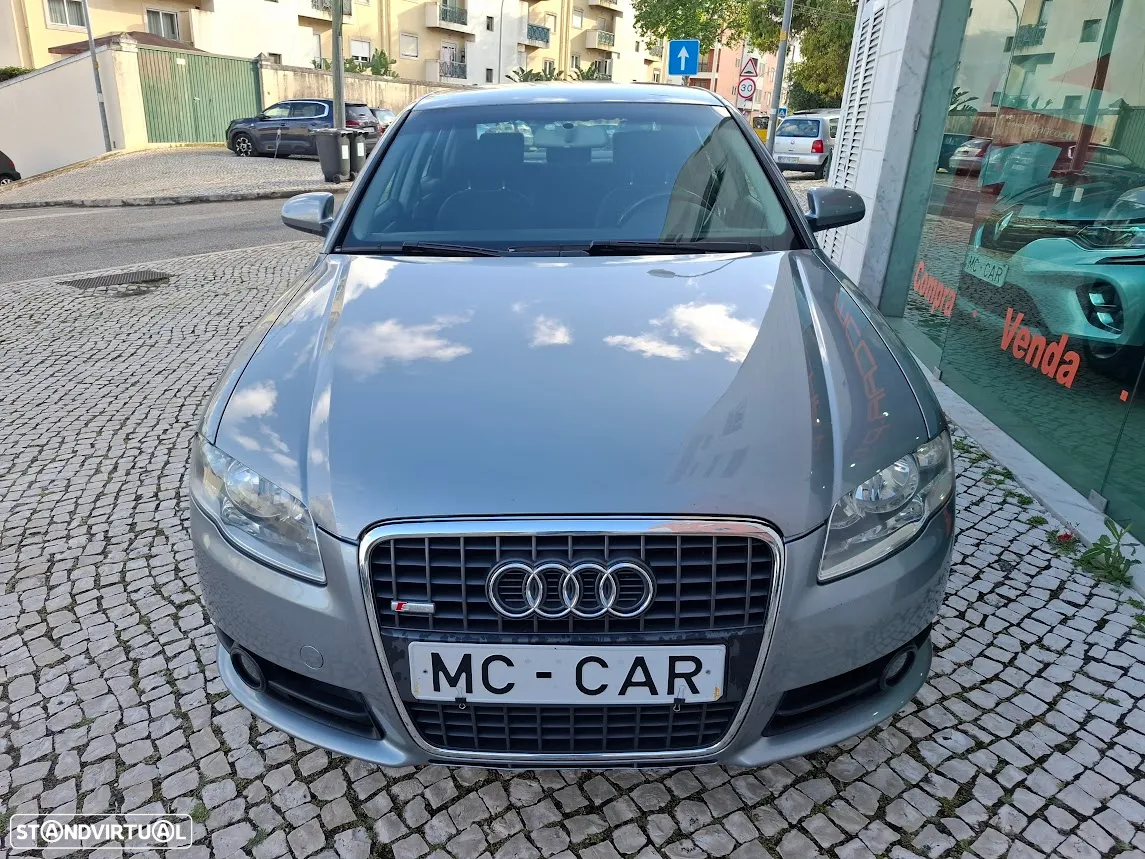 Audi A4 2.0 TDI S-line - 2