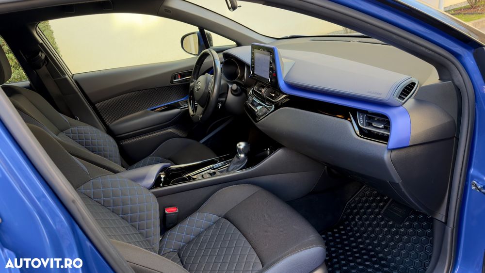 Toyota C-HR 1.8 HEV 140 CP 4x2 CVT Exclusive - 9