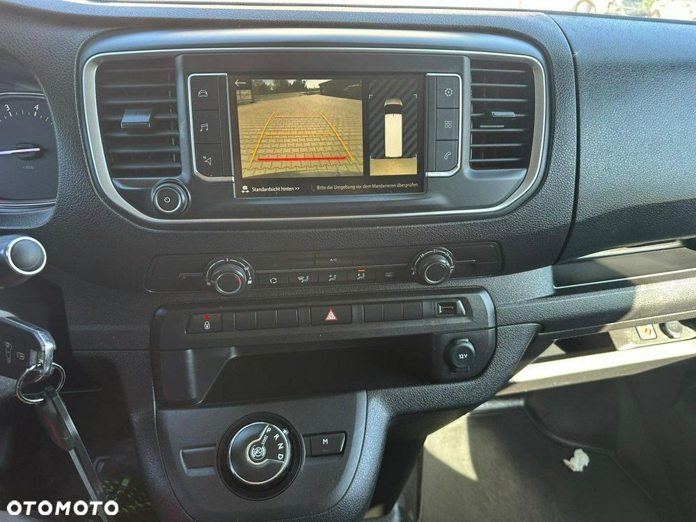 Opel Vivaro - 22