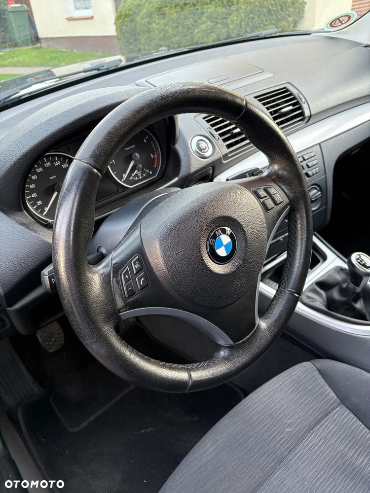 BMW Seria 1 118d - 13