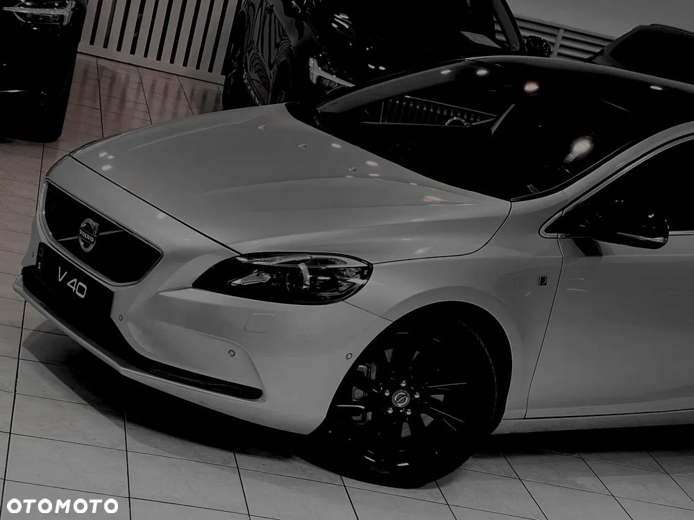 Volvo V40 - 15