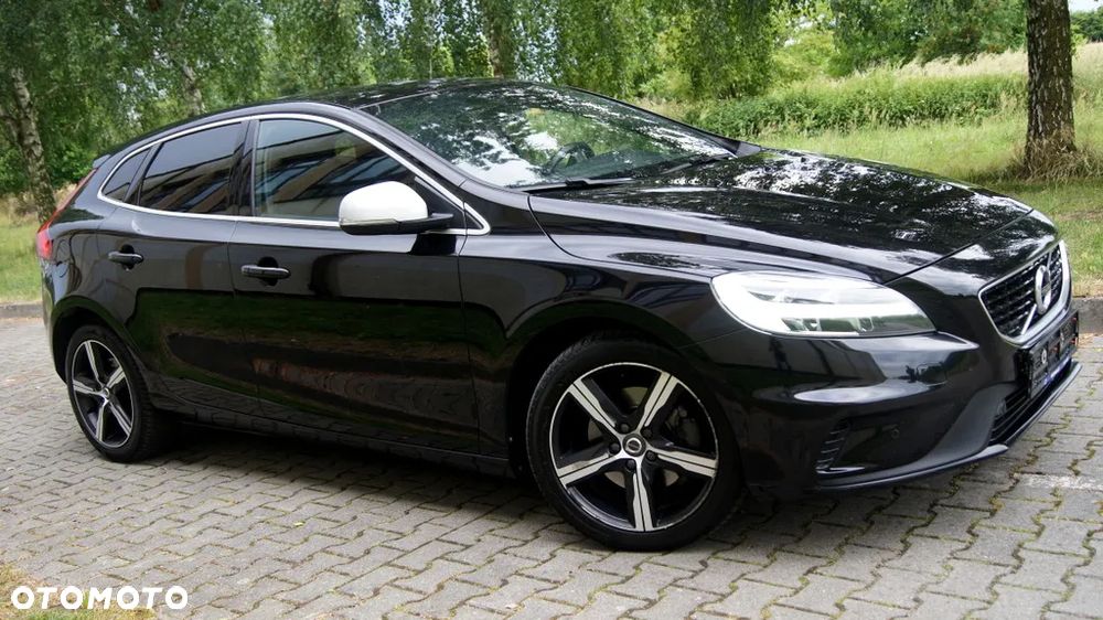 Volvo V40 T3 Drive-E R-Design Momentum - 13