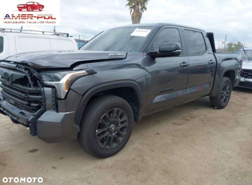 Toyota Tundra - 1
