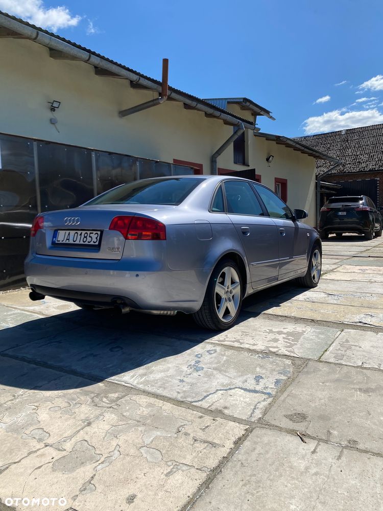 Audi A4 Limousine 2.0T FSI Quattro Tiptr - 3
