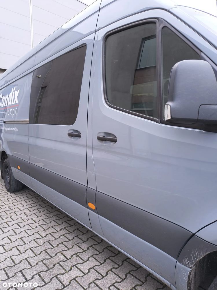 Mercedes-Benz Sprinter - 2