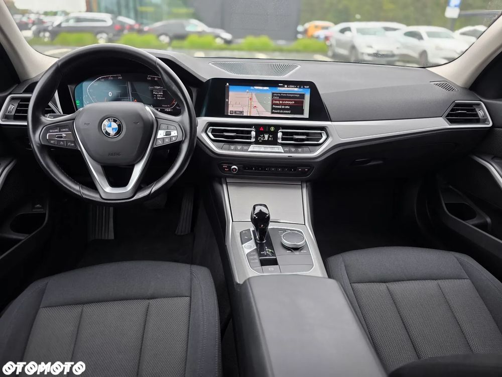 BMW Seria 3 - 21