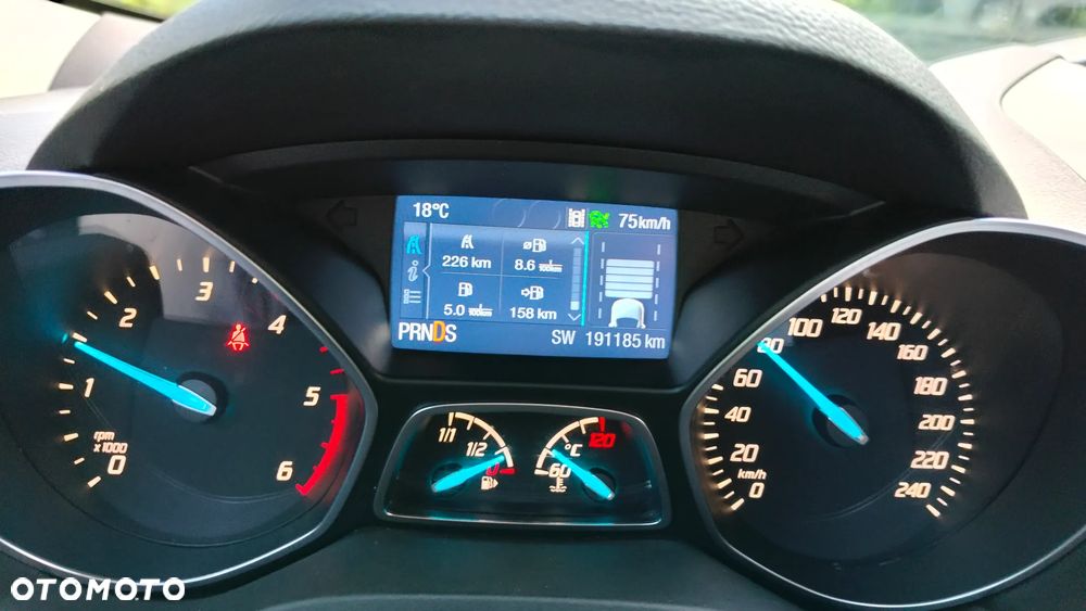Ford Kuga 2.0 TDCi 4x4 Titanium - 14