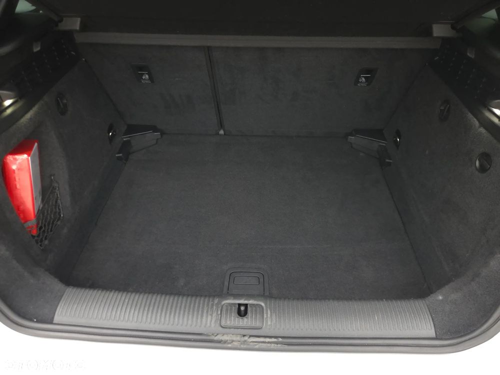 Audi A3 Sportback 1.4 TFSI S line Sportpaket - 39