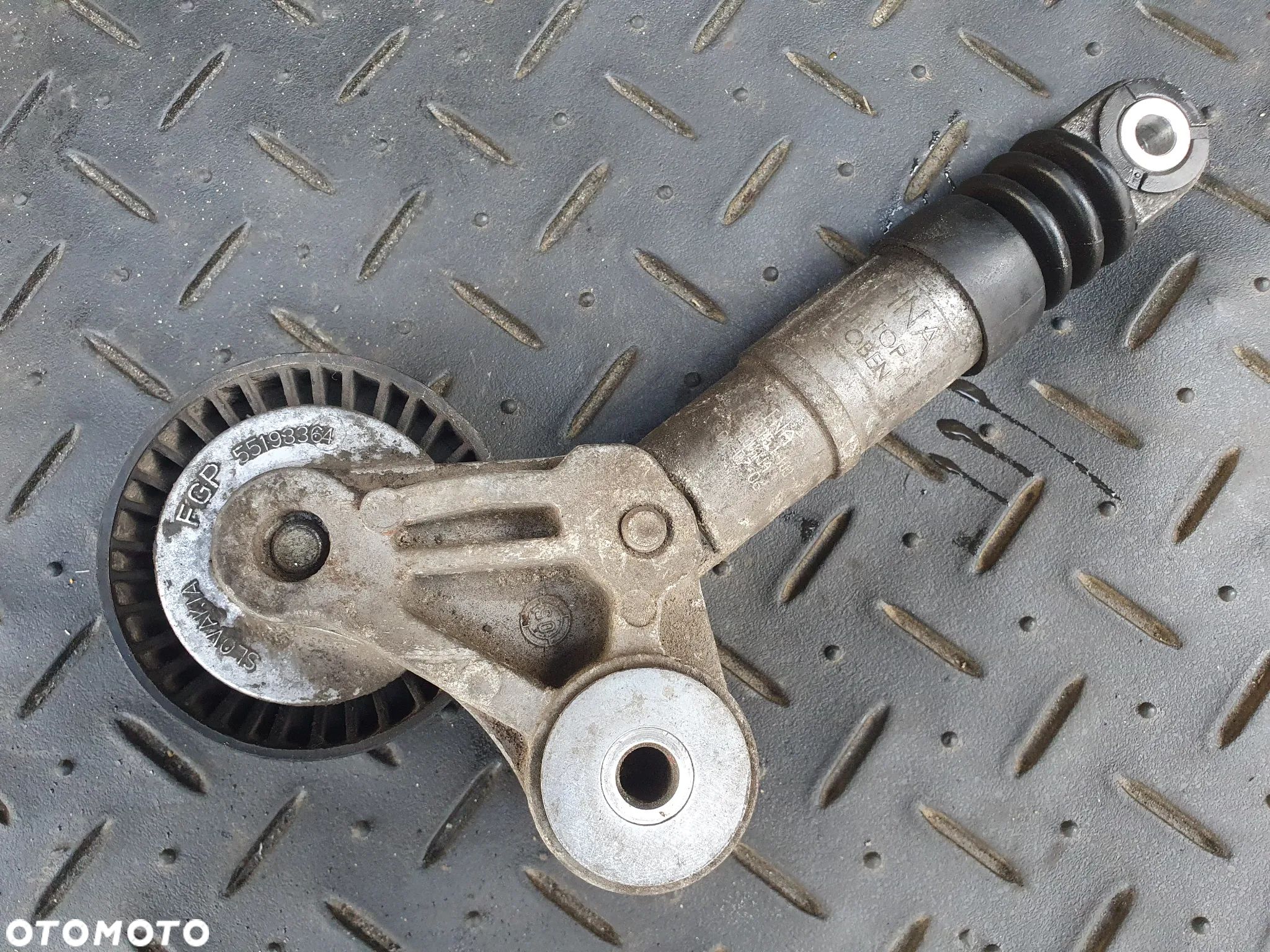 ROLKA NAPINACZ PASKA ALFA ROMEO 159 2.4 - 1