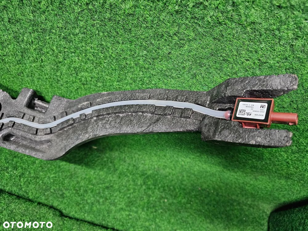 OPEL INSIGNIA B LIFT -----> ABSORBER PRZOD + CZUJNIK PIESZEGO - 8
