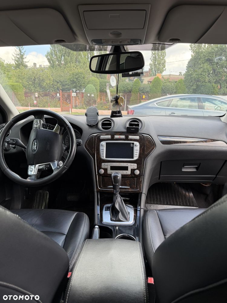 Ford Mondeo 2.0 TDCi Ghia - 23