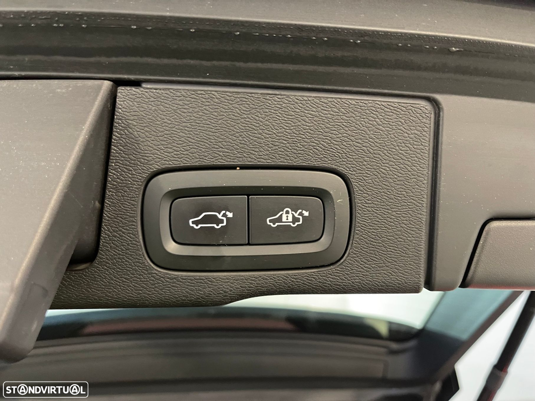 Volvo XC 60 2.0 D4 Inscription Geartronic - 32