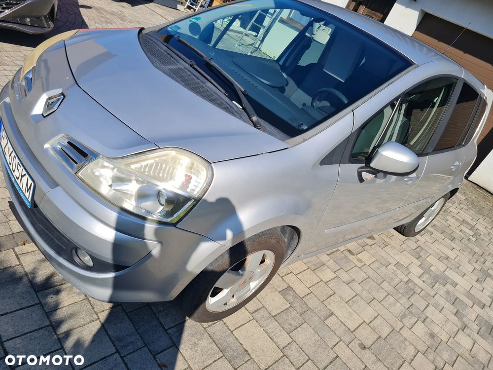 Renault Modus - 1