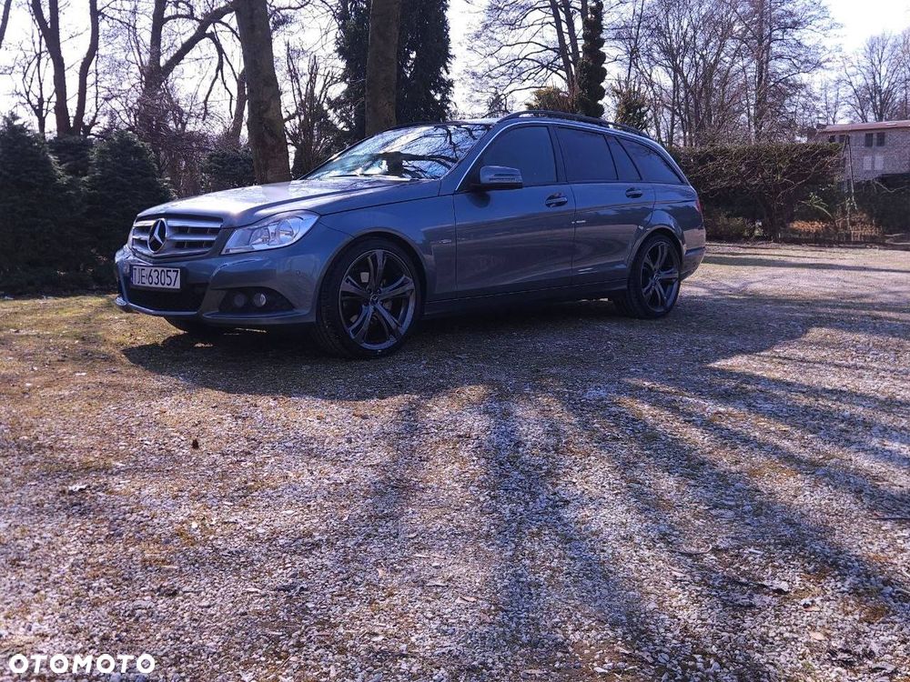 Mercedes-Benz Klasa C - 2