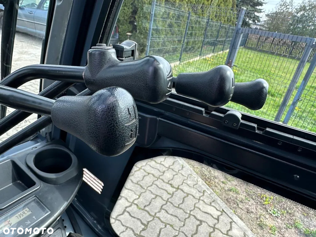 Toyota 02-8FDF25 - 3