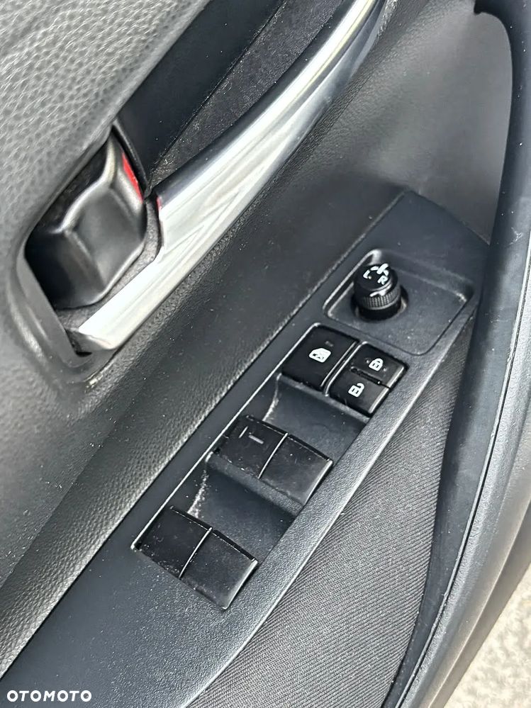 Toyota Corolla 1.5 Active - 19