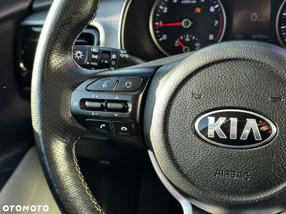 Kia Stonic 1.0 T-GDI 120 Spirit - 19