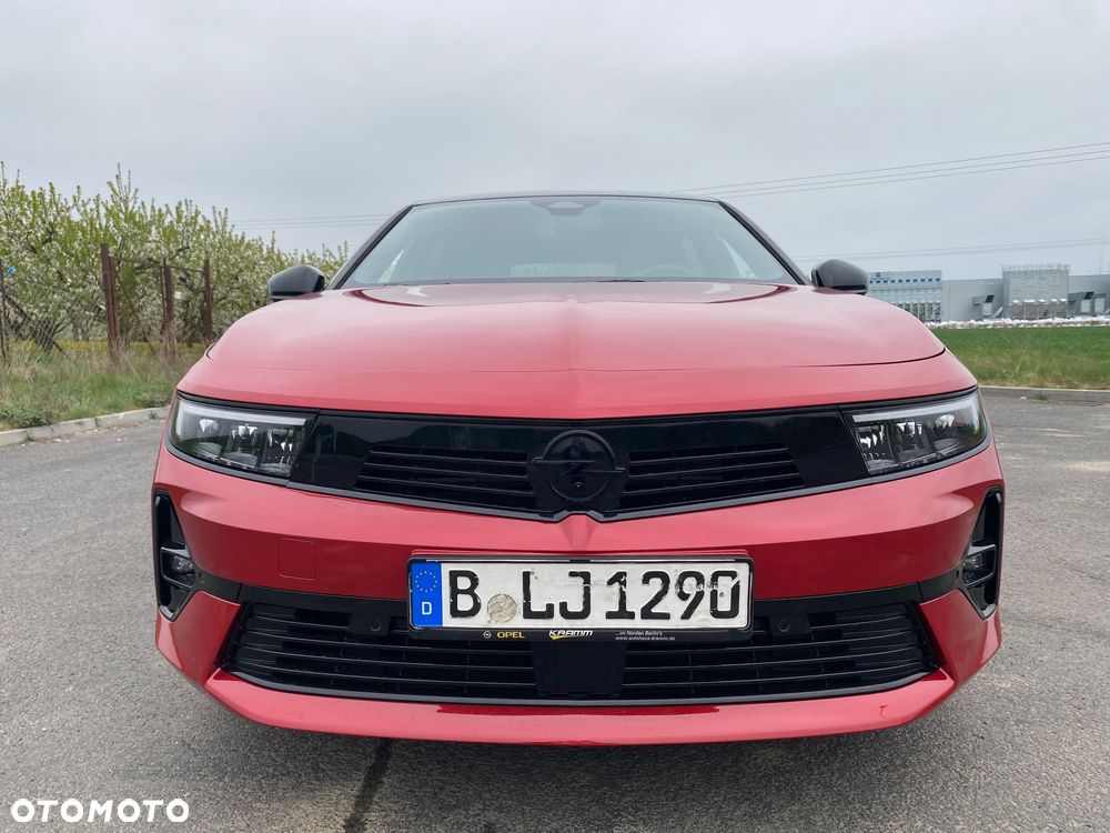 Opel Astra Sports Tourer 1.2 Turbo Automatik GS Line - 3