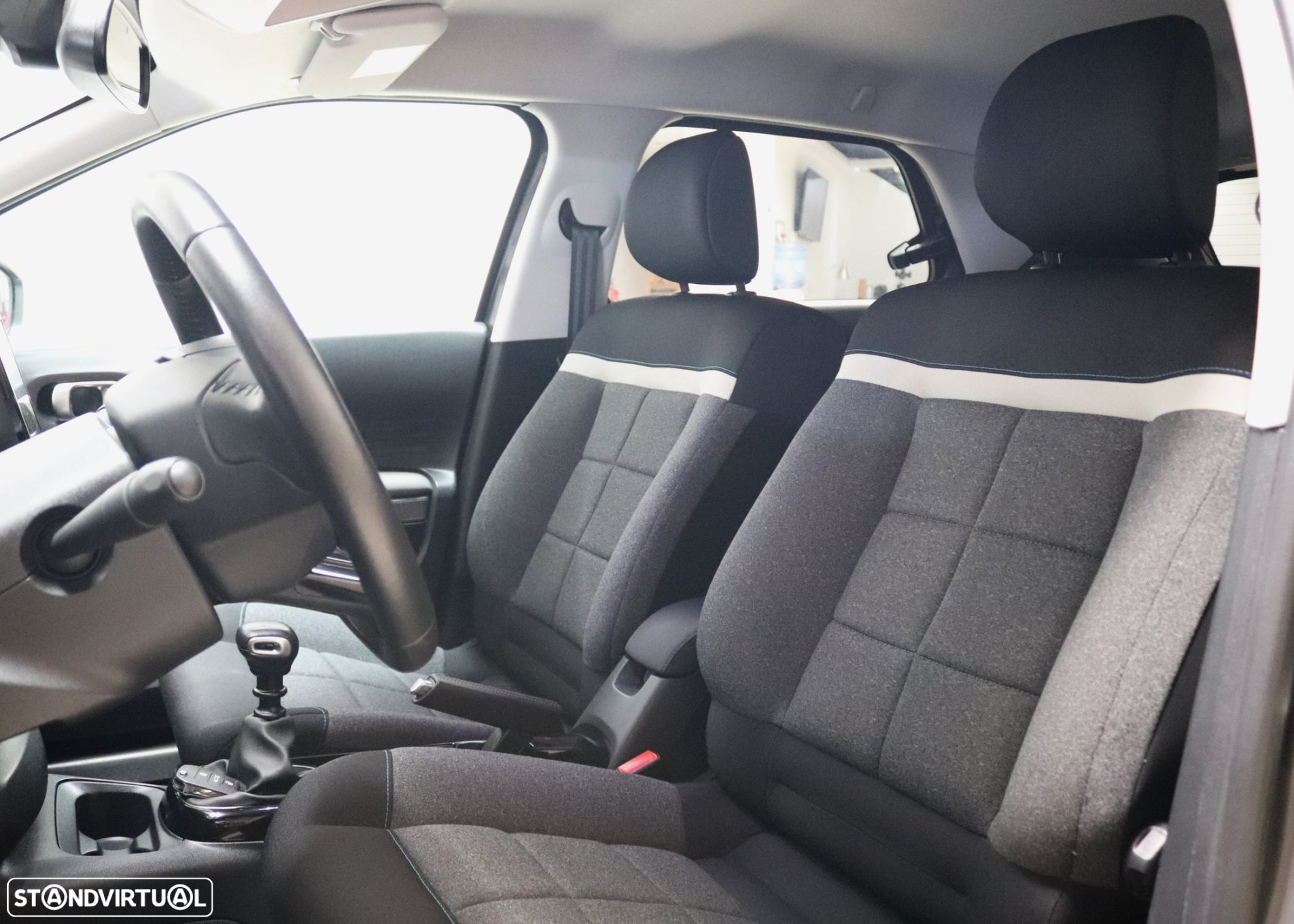 Citroën C4 Cactus 1.5 BlueHDi Shine - 18