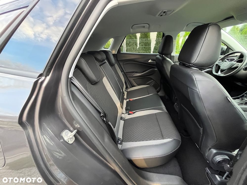 Opel Grandland 1.2 DI Automatik Business Elegance - 12