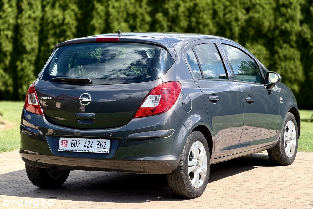 Opel Corsa 1.4 16V Energy - 4