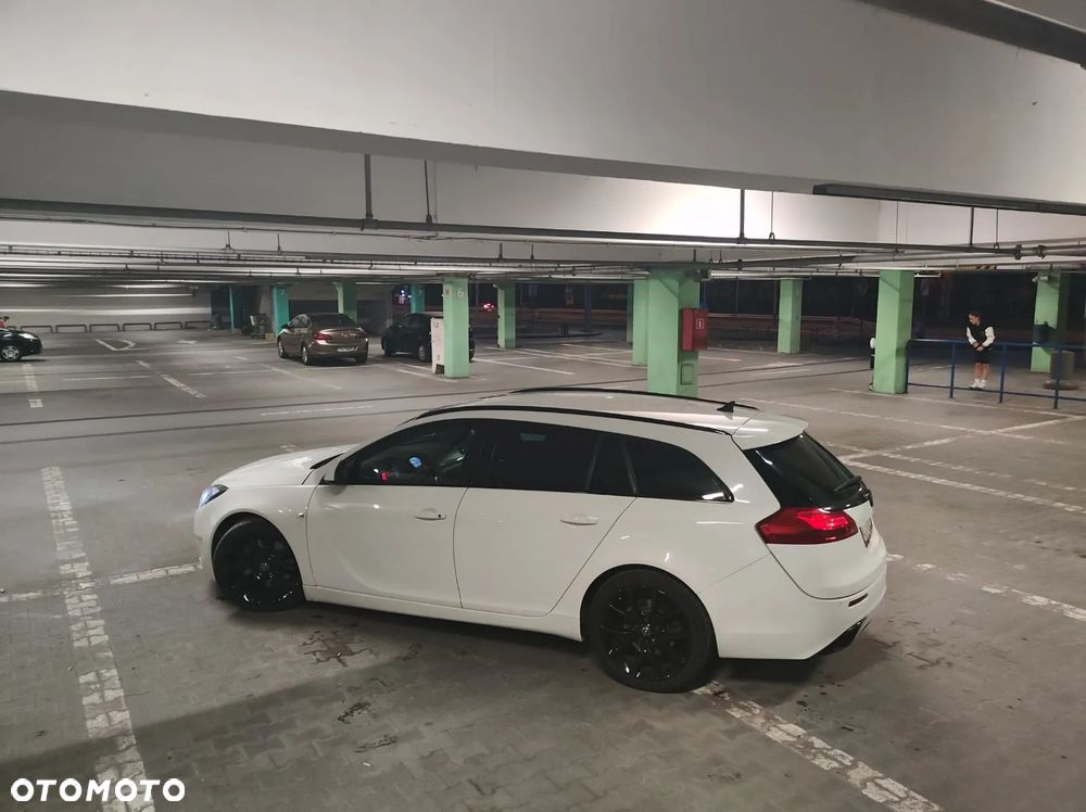 Opel Insignia 2.8 V6 Turbo Sports Tourer 4x4 OPC - 8