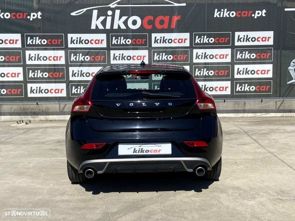 Volvo V40 2.0 D4 R-Design Momentum - 4