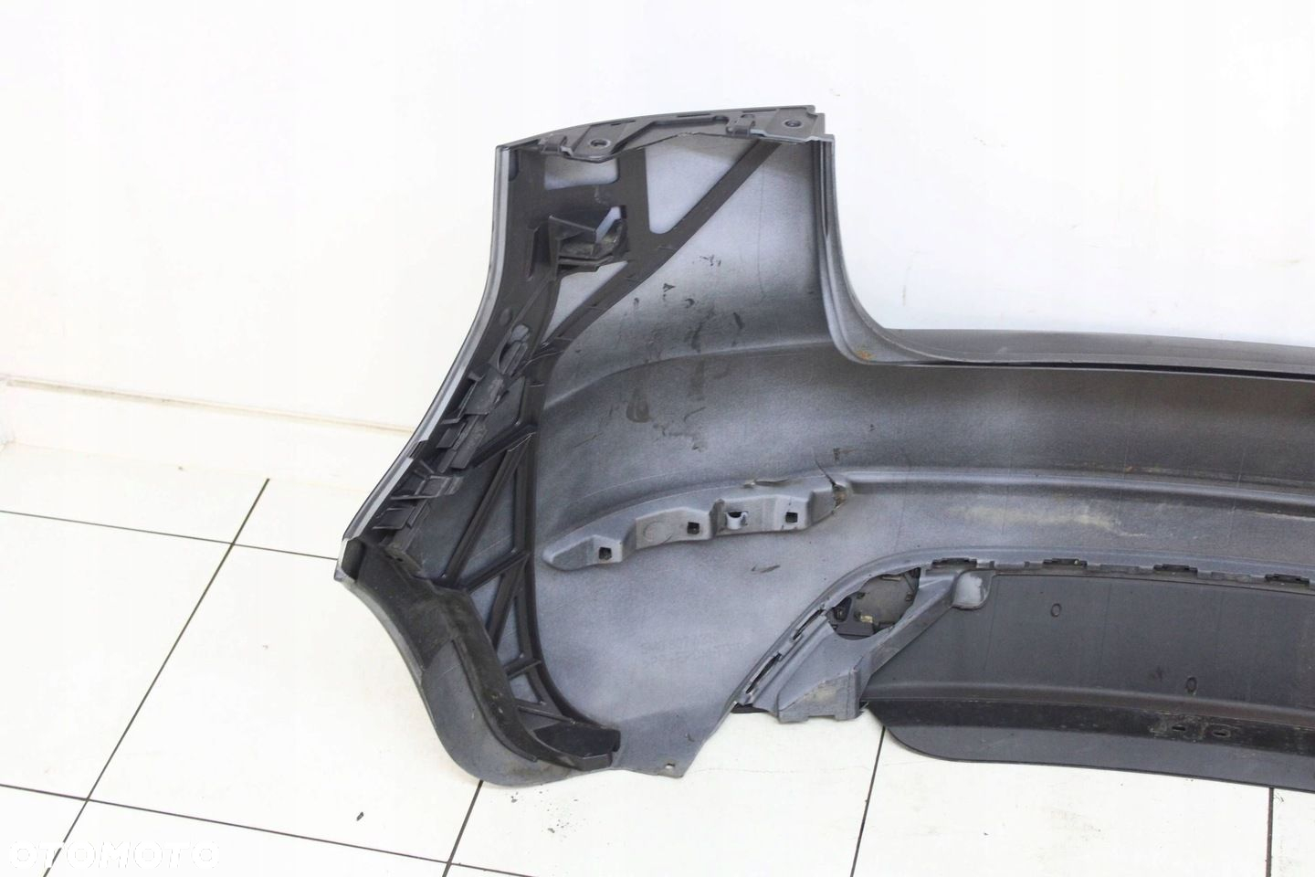 VW GOLF VI 6 PLUS LIFT 2009R- ZDERZAK TYŁ TYLNY LC9X - KOD LAKIERU - 9