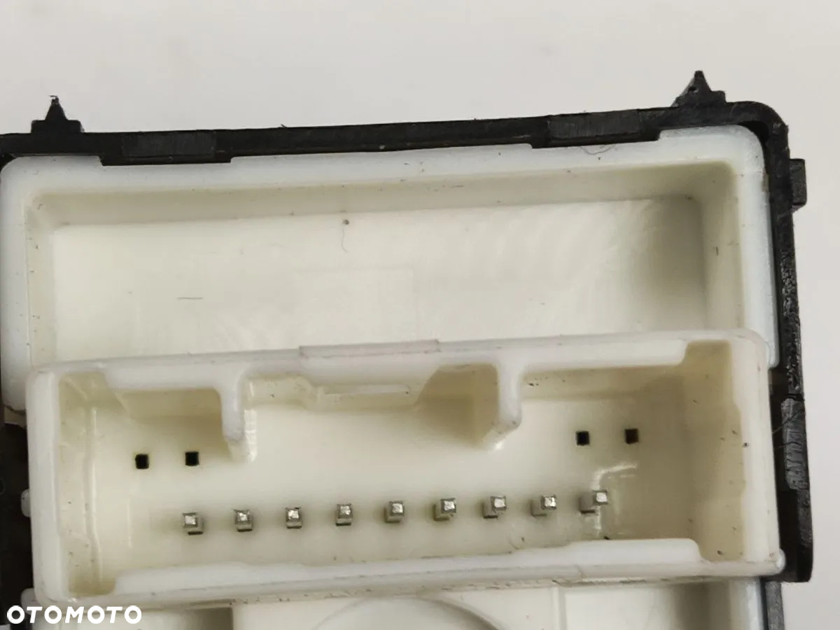 TOYOTA C-HR od 2019r Panel Sterowania Lusterek - 3