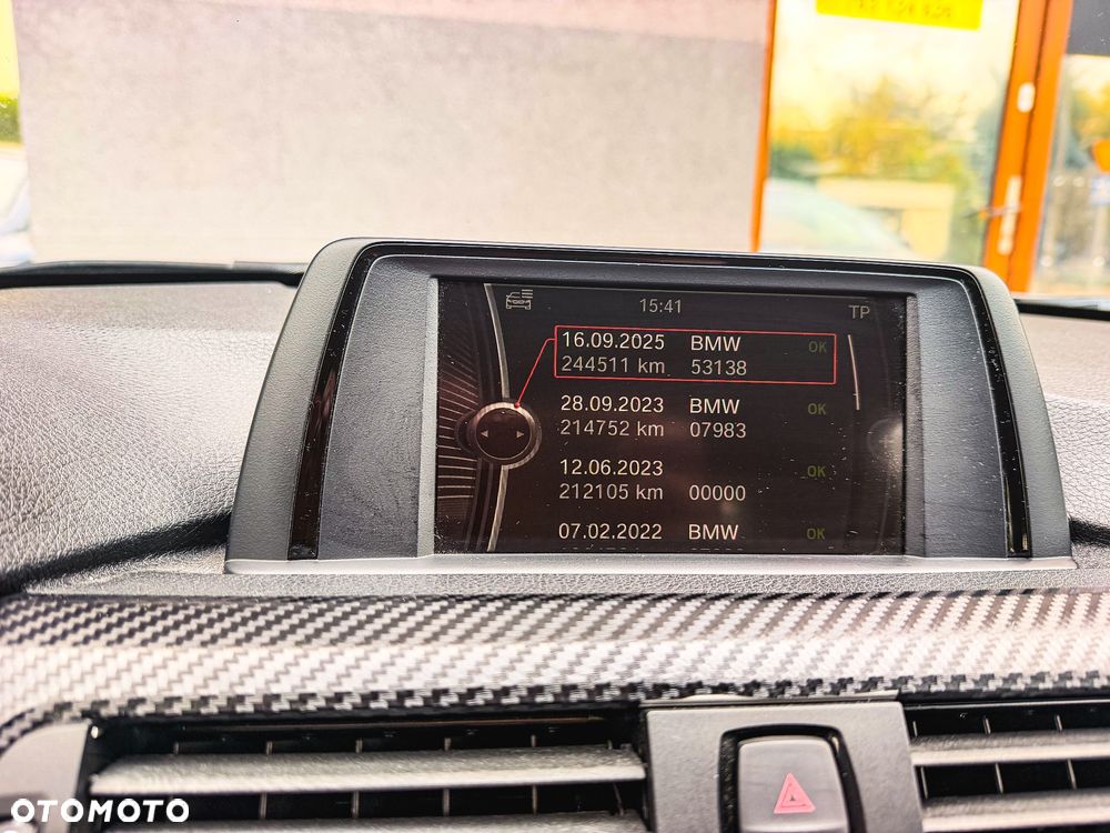 BMW Seria 3 - 38